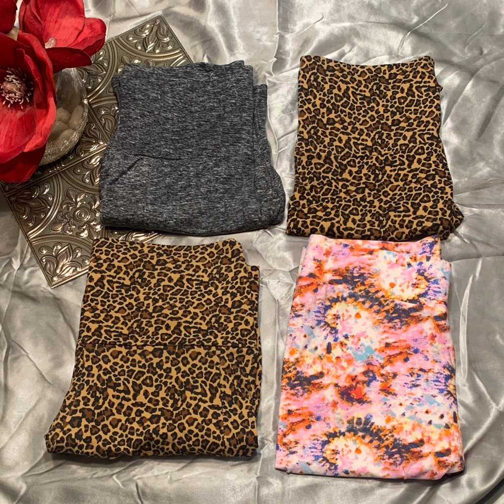 🌹YMI & More Bundle • Cute & Comfy Gray and Multicolor Bikers Shorts •